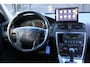 Volvo XC70 2.4 D5 Momentum Camera/Navigatie/Leer/Apk 06-2027