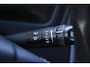 Volvo XC70 2.4 D5 Momentum Camera/Navigatie/Leer/Apk 06-2027