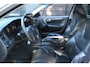 Volvo XC70 2.4 D5 Momentum Camera/Navigatie/Leer/Apk 06-2027