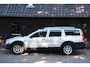 Volvo XC70 2.4 D5 Momentum Camera/Navigatie/Leer/Apk 06-2027