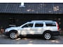 Volvo XC70 2.4 D5 Momentum Camera/Navigatie/Leer/Apk 06-2027