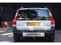Volvo XC70 2.4 D5 Momentum Camera/Navigatie/Leer/Apk 06-2027
