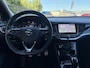 Opel Astra Sports Tourer 1.2 Ultimate 2e Eigenaar l Trekhaak l Camera l Carplay l Navi l Alcantara-Leder l 17''Lmv l Stoelverw-Stuurverw l Net beurt gehad l Dodehoek l Rijstrooksensor l Pdc V+A l 6 Bak l N.A.P l 146pk l Bj 11-2020 l Apk tot 08-2028