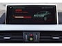 BMW X2 SDrive20i High Executive Autom Leder Stoelverw Navi Camera Clima Head-Up LED Kopl Cruise 2x PDC LMV 18 Trekh ENZ NL Auto.