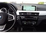 BMW X2 SDrive20i High Executive Autom Leder Stoelverw Navi Camera Clima Head-Up LED Kopl Cruise 2x PDC LMV 18 Trekh ENZ NL Auto.