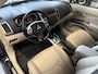 Mitsubishi Outlander 2.4 Instyle 4WD, Airco, Schuifdak, 7 persoons