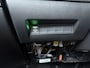 Peugeot 208 GT | Elektrische parkeerrem | Extra getinte achterste zijruiten en achterruit | Extra getinte achterste zijruiten en achterruit