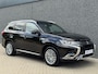 Mitsubishi Outlander 2.4 PHEV Instyle | Schuifdak | Dodehoek assistent | 360° Camera | Adaptive cruise control | Stoelverwarming |