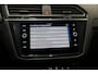 Volkswagen Tiguan 1.5 TSI R-Line * Trekhaak - IQ Light - Virtual - Camera - Sfeer - ACC - Lane - Blind Spot - App *