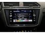 Volkswagen Tiguan 1.5 TSI R-Line * Trekhaak - IQ Light - Virtual - Camera - Sfeer - ACC - Lane - Blind Spot - App *
