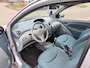 Toyota Yaris 1.0-16V VVT-i Terra / APK september 2025