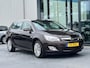Opel Astra Sports Tourer 1.4 TURBO COSMO BJ012 TREKHAAK