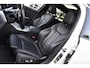 BMW 3-Serie Touring 330e High Executive M-pakket BTW Pano Head-up