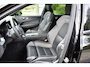 Volvo XC60 2.0 T6 Plug-in hybrid AWD 400PK Dark, PANO, LEER, TREKH.