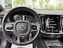 Volvo S60 2.0 B4 R-Design | Trekhaak | Harman Kardon Audio | Achteruitrijcamera | Parkeersensoren | Sportstoelen | Keyless Entry | Navigatie | Apple Carplay | Android Auto