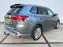 Mitsubishi Outlander 2.4 PHEV Instyle clima| trekhaak | leder | schuifdak | camera | Origineel NL-auto | dealer onderhouden