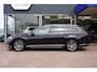 Volkswagen Passat Variant 1.4 TSI Highline Business R-Line | Automaat | Airco | Navigatie | Leder | Trekhaak | Vol opties | Inruil