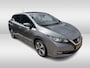 Nissan Leaf e+ Tekna 62 kWh / SoH 89,8% / Trekhaak / 360Camera / Leder / Keyless / 17'' / CarPlay / Dodehoek / DAB / ACC / Stoelverwarming 4x / Warmtepomp