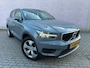 Volvo XC40 1.5 T3 Momentum Pro | Trekhaak | Achteruitrijcamera | Cruise Control | Climate Control | Stoelverwarming | Navigatie | LED Koplampen