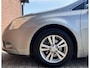 Toyota Avensis 2.0 VVTI DYNAMIC BUSINESS SPECIAL | NL-AUTO!