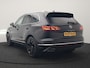 Volkswagen Touareg 3.0 TSi eHybrid 4MOTION PHEV 381pk Dealer O.H | Luchtvering | Trekhaak Af Fabriek | Panodak | Adaptive Cruise | Matrix LED | Lederen Sportstoelen Memory & Verwarmd | Keyless | Apple Carplay | Virtual | Navigatie | DAB | 21"L.M | Plug In Hybrid |