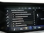 Volkswagen Touareg 3.0 TSi eHybrid 4MOTION PHEV 381pk Dealer O.H | Luchtvering | Trekhaak Af Fabriek | Panodak | Adaptive Cruise | Matrix LED | Lederen Sportstoelen Memory & Verwarmd | Keyless | Apple Carplay | Virtual | Navigatie | DAB | 21"L.M | Plug In Hybrid |