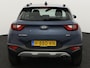 Kia Stonic 1.0 T-GDi DynamicLine Apple Carplay/Android Auto, Achteruitrijcamera, Cruise control, Parkeersensor achter, stuur multifunctioneel Een stijlvol design met een luxe uitstraling en een verrassend ruim interieur. Dankzij de efficiënte turbomotor en het hoge zitcomfort is deze SUV ideaal voor zowel dagelijkse ritten als lang