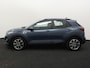 Kia Stonic 1.0 T-GDi DynamicLine Apple Carplay/Android Auto, Achteruitrijcamera, Cruise control, Parkeersensor achter, stuur multifunctioneel Een stijlvol design met een luxe uitstraling en een verrassend ruim interieur. Dankzij de efficiënte turbomotor en het hoge zitcomfort is deze SUV ideaal voor zowel dagelijkse ritten als lang