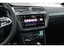 Volkswagen Tiguan 1.4 TSI eHybrid R-Line Business+ PANO | TREKHAAK