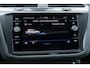 Volkswagen Tiguan 1.4 TSI eHybrid Elegance | Trekhaak | Achteruitrijcamera | Parkeersensoren | IQ.Light | Stoelverwarming | Navigatie Disover Media | Keyless Entry | Elektrische Achterklep | Cruise Control Adaptief | Dodehoekdetectie | Plug-in Hybrid (PHEV)