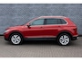Volkswagen Tiguan 1.4 TSI eHybrid Elegance | Trekhaak | Achteruitrijcamera | Parkeersensoren | IQ.Light | Stoelverwarming | Navigatie Disover Media | Keyless Entry | Elektrische Achterklep | Cruise Control Adaptief | Dodehoekdetectie | Plug-in Hybrid (PHEV)