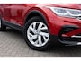 Volkswagen Tiguan 1.4 TSI eHybrid Elegance | Trekhaak | Achteruitrijcamera | Parkeersensoren | IQ.Light | Stoelverwarming | Navigatie Disover Media | Keyless Entry | Elektrische Achterklep | Cruise Control Adaptief | Dodehoekdetectie | Plug-in Hybrid (PHEV)