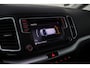 Volkswagen Sharan 1.4 TSI Dsg 7p COMFORTLINE PANO | ACC | NAVI | APP CONNECT | ELEK TREKHAAK | STOELVERW | ELEK SCHUIFDEUREN | LMV