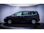 Volkswagen Sharan 1.4 TSI Dsg 7p COMFORTLINE PANO | ACC | NAVI | APP CONNECT | ELEK TREKHAAK | STOELVERW | ELEK SCHUIFDEUREN | LMV