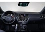 Volvo V60 T6 Recharge AWD R-Design - Panorama/schuifdak - IntelliSafe Assist - Harman/Kardon audio - Parkeercamera achter - Verwarmde voorstoelen & stuur - Parkeersensoren voor & achter - Elektr. bedienb. bestuurdersstoel met geheugen - Extra getint glas - 19' LMV