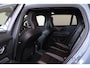 Volvo V60 T6 Recharge AWD R-Design - Panorama/schuifdak - IntelliSafe Assist - Harman/Kardon audio - Parkeercamera achter - Verwarmde voorstoelen & stuur - Parkeersensoren voor & achter - Elektr. bedienb. bestuurdersstoel met geheugen - Extra getint glas - 19' LMV