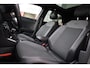 Volkswagen T-Roc 1.5 TSI Sport Business R 150PK / 110kW DSG, Panoramadak, R-Line in- en exterieur, achteruitrijcamera (rear view), parkeersensoren voor en achter (pdc), 18" 'Sebring' LMV, elektrisch verstel-, verwarm- en inklapbare buitenspiegels (spiegelpakket), lendesteun, LED verlichting, navigatie, verwarmbare voorstoelen, DAB+, elektrische achterklep, adaptieve cruise control (acc), Apple Carplay & Android Auto, keyless start & entry etc.
