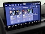 Volkswagen ID.3 Neo Life 50 kWh 170 PK | Steunhaak | Navigatie | Apple Carplay draadloos | Stoelverwarming | Ruiten getint | 19" Lichtmetalen velgen | Android Auto draadloos | LED verlichting | Camera | Climate control | Dodehoek sensoren |