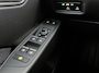 Volkswagen ID.3 Neo Life 50 kWh 170 PK | Steunhaak | Navigatie | Apple Carplay draadloos | Stoelverwarming | Ruiten getint | 19" Lichtmetalen velgen | Android Auto draadloos | LED verlichting | Camera | Climate control | Dodehoek sensoren |