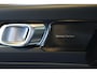 Volvo XC40 T5 Recharge Inscription | Adaptive Cruise Control | 360° Parkeercamera | Parkeersensoren voor + achter | Parkeerverwarming | Harman Kardon Premium Audio | Panoramadak | BLIS | Park Assist Pilot | Stoelverwarming |