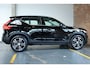 Volvo XC40 T5 Recharge Inscription | Adaptive Cruise Control | 360° Parkeercamera | Parkeersensoren voor + achter | Parkeerverwarming | Harman Kardon Premium Audio | Panoramadak | BLIS | Park Assist Pilot | Stoelverwarming |