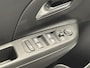 Opel Corsa 1.2 TURBO EDITION 15 STUKS OP VOORRAAD !! NAVIGATIE VIA APPLE CARPLAY/ANDROID CRUISE CONTROL RIJSTROOKSENSOREN DODEHOEKSENSOREN ACHTERUITRIJCAMERA ZEER MOOI !!