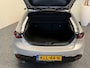 Mazda 3 2.0 E-SKYACTIV-G M HYBRID 122 AUTOMAAT EXCLUSIVE-LINE NAVIGATIE 360 CAMERA ADAPTIVE CRUISE CONTROL HEAD-UP DISPLAY APPLE CARPLAY/ANDROID RIJSTROOKSENSOREN DODEHOEKSENSOREN ZEER MOOI !!