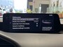 Mazda 3 2.0 E-SKYACTIV-G M HYBRID 122 AUTOMAAT EXCLUSIVE-LINE NAVIGATIE 360 CAMERA ADAPTIVE CRUISE CONTROL HEAD-UP DISPLAY APPLE CARPLAY/ANDROID RIJSTROOKSENSOREN DODEHOEKSENSOREN ZEER MOOI !!