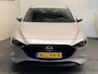 Mazda 3 2.0 E-SKYACTIV-G M HYBRID 122 AUTOMAAT EXCLUSIVE-LINE NAVIGATIE 360 CAMERA ADAPTIVE CRUISE CONTROL HEAD-UP DISPLAY APPLE CARPLAY/ANDROID RIJSTROOKSENSOREN DODEHOEKSENSOREN ZEER MOOI !!