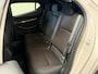 Mazda 3 2.0 E-SKYACTIV-G M HYBRID 122 AUTOMAAT EXCLUSIVE-LINE NAVIGATIE 360 CAMERA ADAPTIVE CRUISE CONTROL HEAD-UP DISPLAY APPLE CARPLAY/ANDROID RIJSTROOKSENSOREN DODEHOEKSENSOREN ZEER MOOI !!