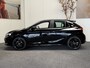 Opel Corsa 1.2 TURBO EDITION 15 STUKS OP VOORRAAD !! NAVIGATIE VIA APPLE CARPLAY/ANDROID STUUR/STOELVERWARMING CRUISE CONTROL RIJSTROOKSENSOREN DODEHOEKSENSOREN ACHTERUITRIJCAMERA 18" LICHTMETALEN VELGEN ZEER MOOI !!