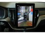 Volvo XC60 T6 Plug-in hybrid AWD Plus Dark | Panoramadak | Harman Kardon Premium Audio | Head-Up Display | 360° Parkeercamera | Parkeersensoren voor + achter | Harman Kardon Premium Audio | Google Infotainment | Stoelverwarming
