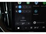 Volvo XC60 T6 Plug-in hybrid AWD Plus Dark | Panoramadak | Harman Kardon Premium Audio | Head-Up Display | 360° Parkeercamera | Parkeersensoren voor + achter | Harman Kardon Premium Audio | Google Infotainment | Stoelverwarming