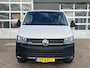 Volkswagen Transporter 2.0 TDI L2H1 DC 4Motion 150pk 4x4 Dubbele schuifdeur Airco Cruise controle Trekhaak 2500kg trekgewicht Camera Telefoonverbinding 5-Persoons Sitebars Achterklep   Apk 04-2026